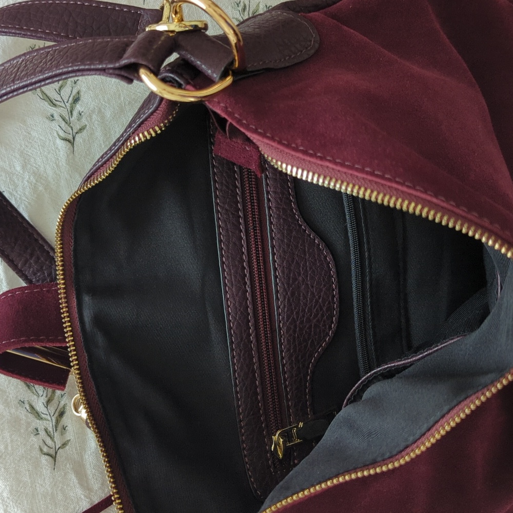New convertible bag with zip closure - Picture 3 of 4